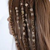 GlamSpiral Retro Hair Clips – Elevate Your Hair Game Instantly