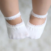 Girls' Shallow Lace Boat Socks: Soft, Stylish, and Perfect for Everyday Wear