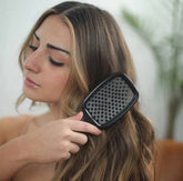 1+1 Free & Free Shipping TODAY! | SohoBloo's Detangle Brush