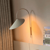 Modern Iron Petal Wall Light – Adjustable Sconce for Elegant Home Décor and Ambient Lighting