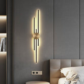 Modern LED Wall Light Fixture – Vertical Iron Design for Contemporary Spaces