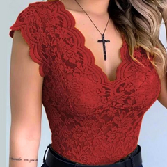 Scallace V-Lace Tee