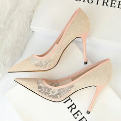 Pointed Toe Mesh Hollow Lace Shoes