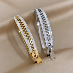 Zip Hand Charming Bracelet