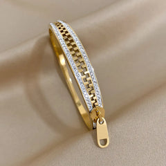 Zip Hand Charming Bracelet