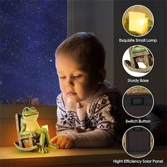 Frodo Garden Statue | Solar-Powered Frog Decor, Eco-Friendly