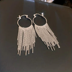 Elegant Women's Niche Design High-Sense Earrings 🌸 Elevate Your Look with Timeless Elegance!