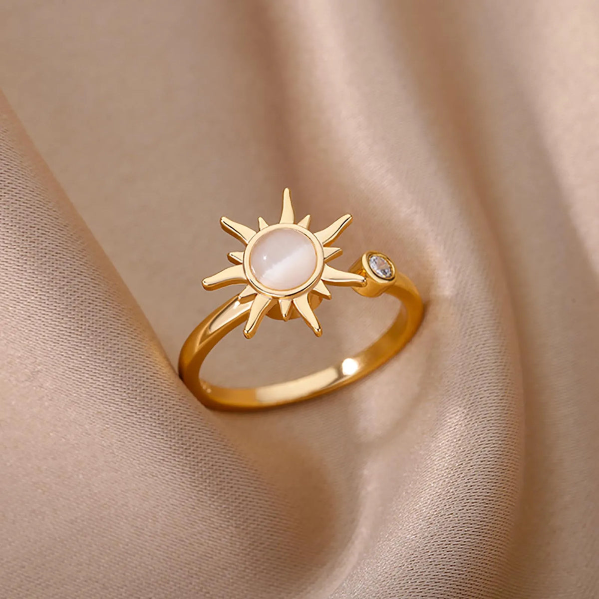 Solara Ray Ring