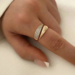 Lunara Allure Ring