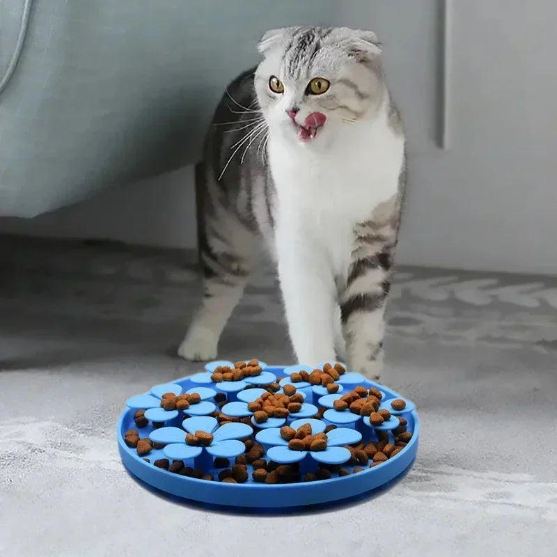 Pet Feeding Mat with Suction Cup Slow Food Bowl Silicone Lick Pad Dog Treat Dispensing Feeder for Dogs And Cats