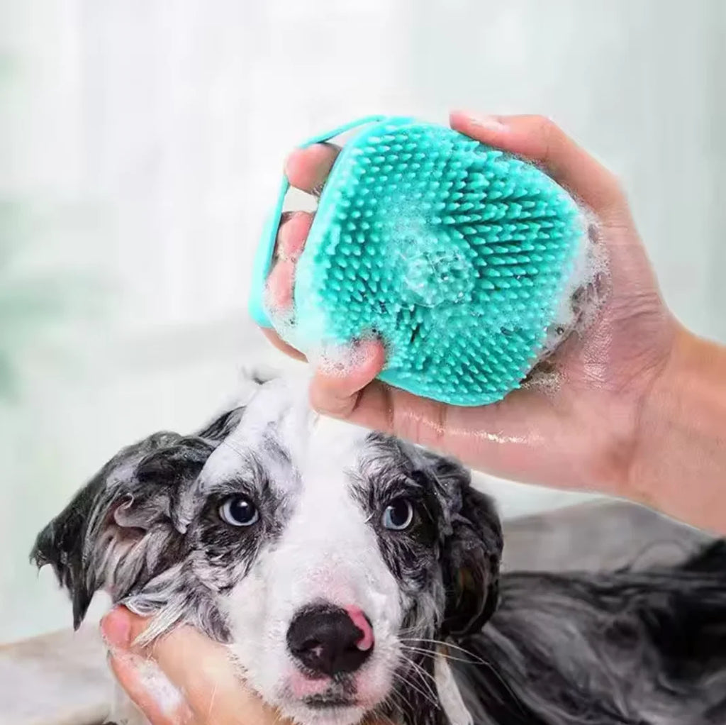 Pet Dog Shampoo Brush 2.7oz 80ml Cat Massage Comb Grooming Scrubber for Bathing Short Hair Soft Silicone Rubber