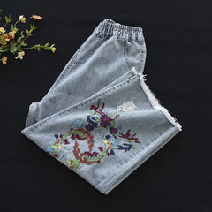 Women's Ragged Edge Perforated Jeans
