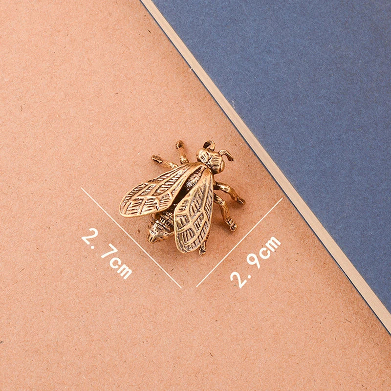 Solid Brass Simulation Insect Honeybee/Dragonfly Figurines Miniatures Tea Pet Funny Beetle Craft Desktop Ornament Home Decoratio