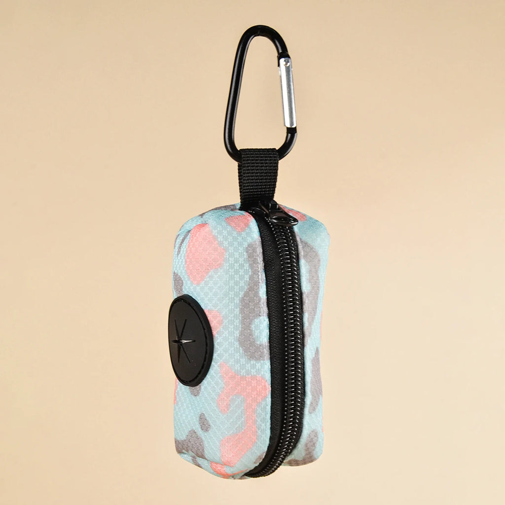 1pcs/2pcs Universal Pet Poop Bags Holder - Works with Any Dog Leash (No Leash and Waste Bag)