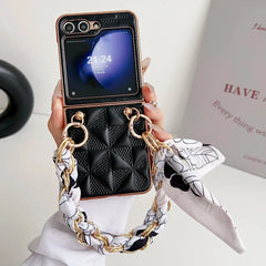Galaxy Z Flip Luxe Quilt Case