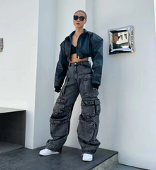 Elevate Your Casual Look with Women's Wide-Leg Jeans