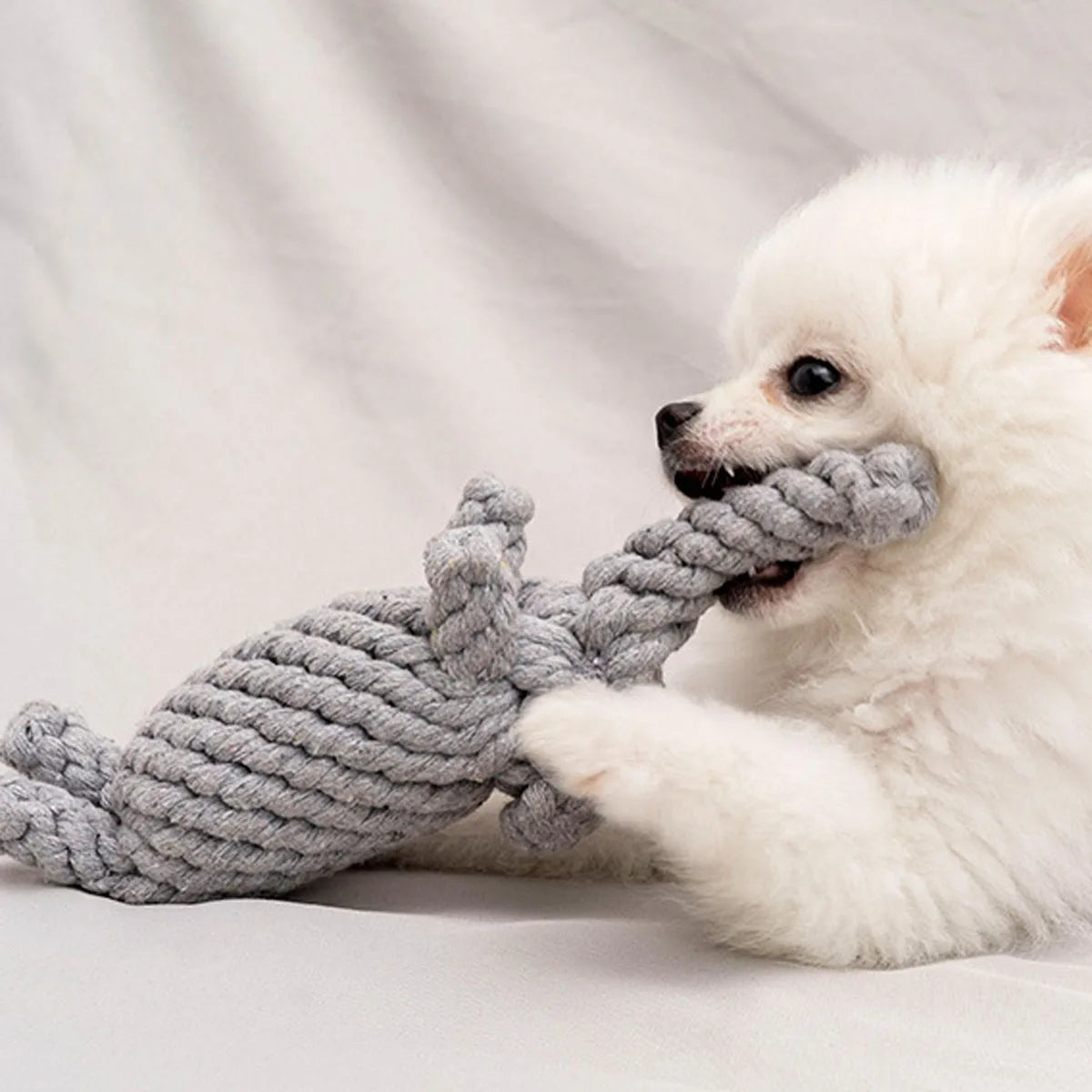 Hot rope knot grinding teeth resistant hand-woven animal cotton rope small and medium-sized dog pet dog toys