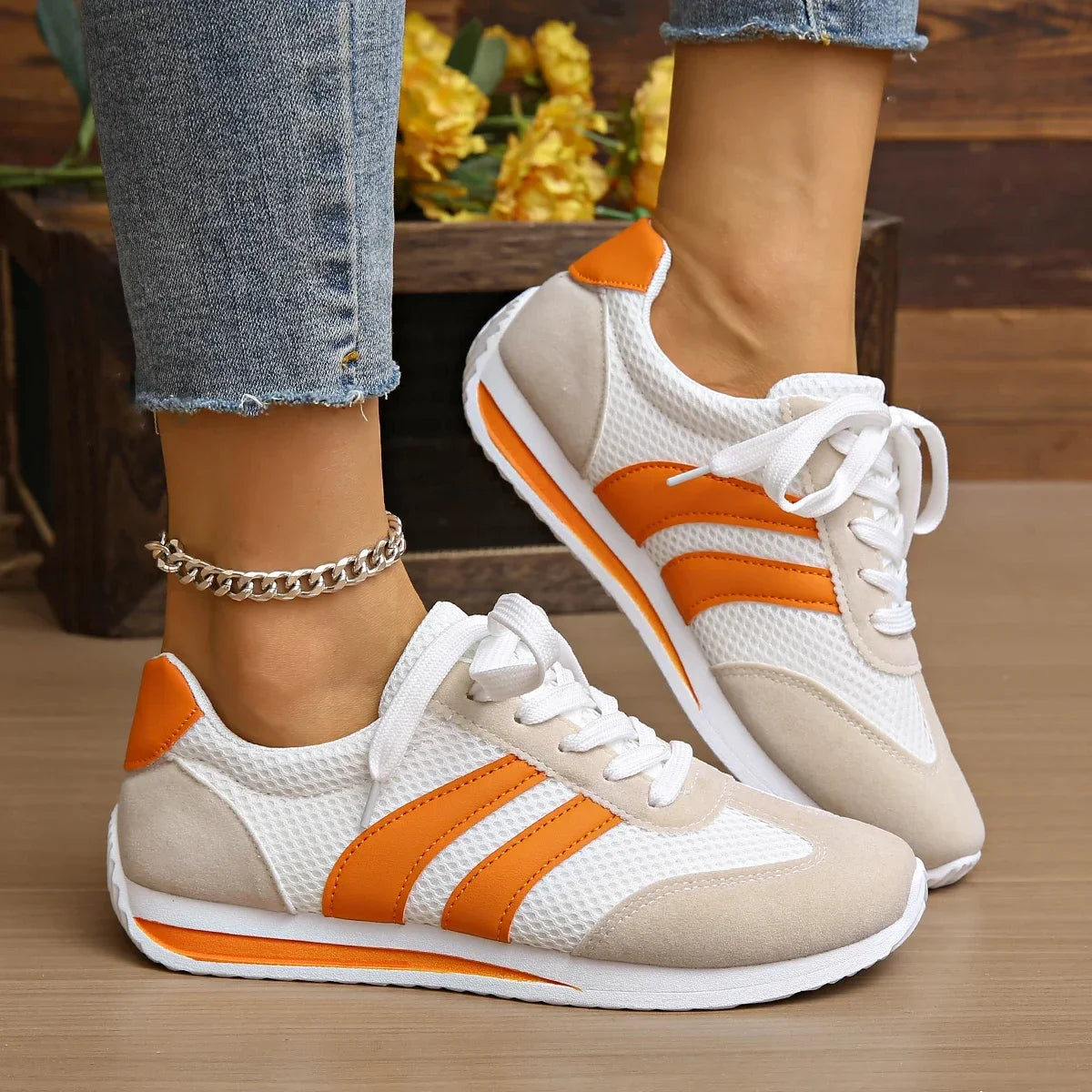 Serona Pace Sneakers