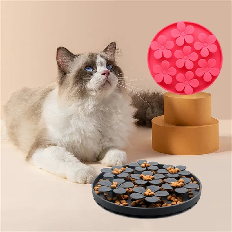 Pet Feeding Mat with Suction Cup Slow Food Bowl Silicone Lick Pad Dog Treat Dispensing Feeder for Dogs And Cats