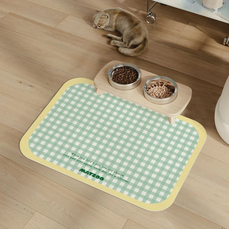 Checkered Non-Slip Rubber Pet Feeding Mat, 3 Sizes