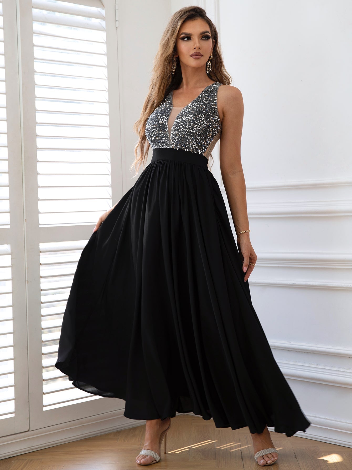 Contrast Sequin Sleeveless Maxi Dress Trendsi