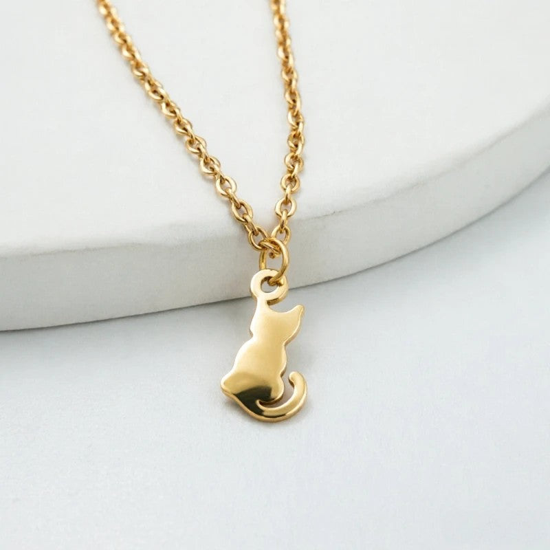 Deveraux Cat Necklace