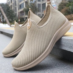 Momentum Knit Running Shoes