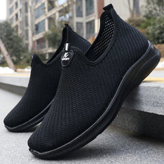 Momentum Knit Running Shoes