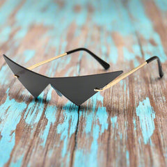 Oberon Angular Cat Eye Sunglasses | Rimless Design