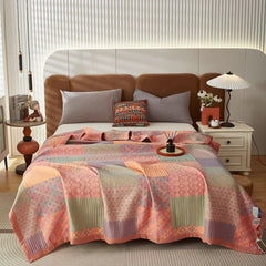 Reversible Cotton Patchwork Quilt – Lightweight and Breathable Design for All Seasons