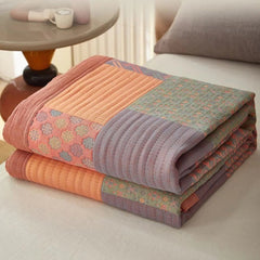 Reversible Cotton Patchwork Quilt – Lightweight and Breathable Design for All Seasons