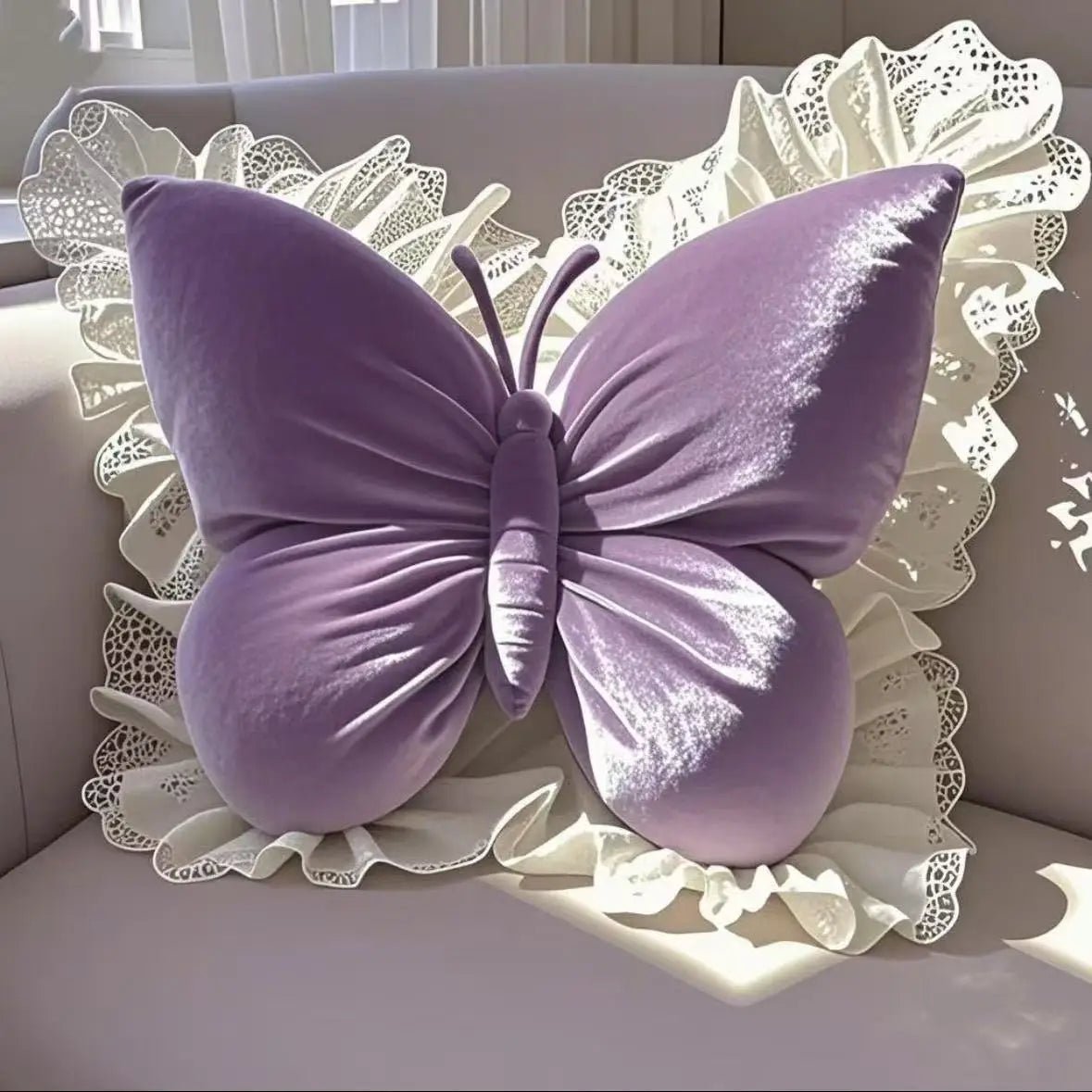 Velvet and Lace Decorative Throw Pillow – Plush Couch Accent Pillow for Stylish Home Decor