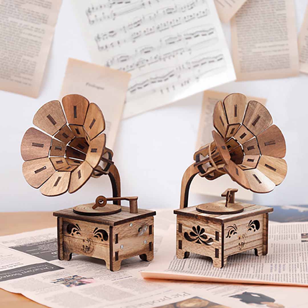 Wooden Assembled Gramophone Music Box feajoy