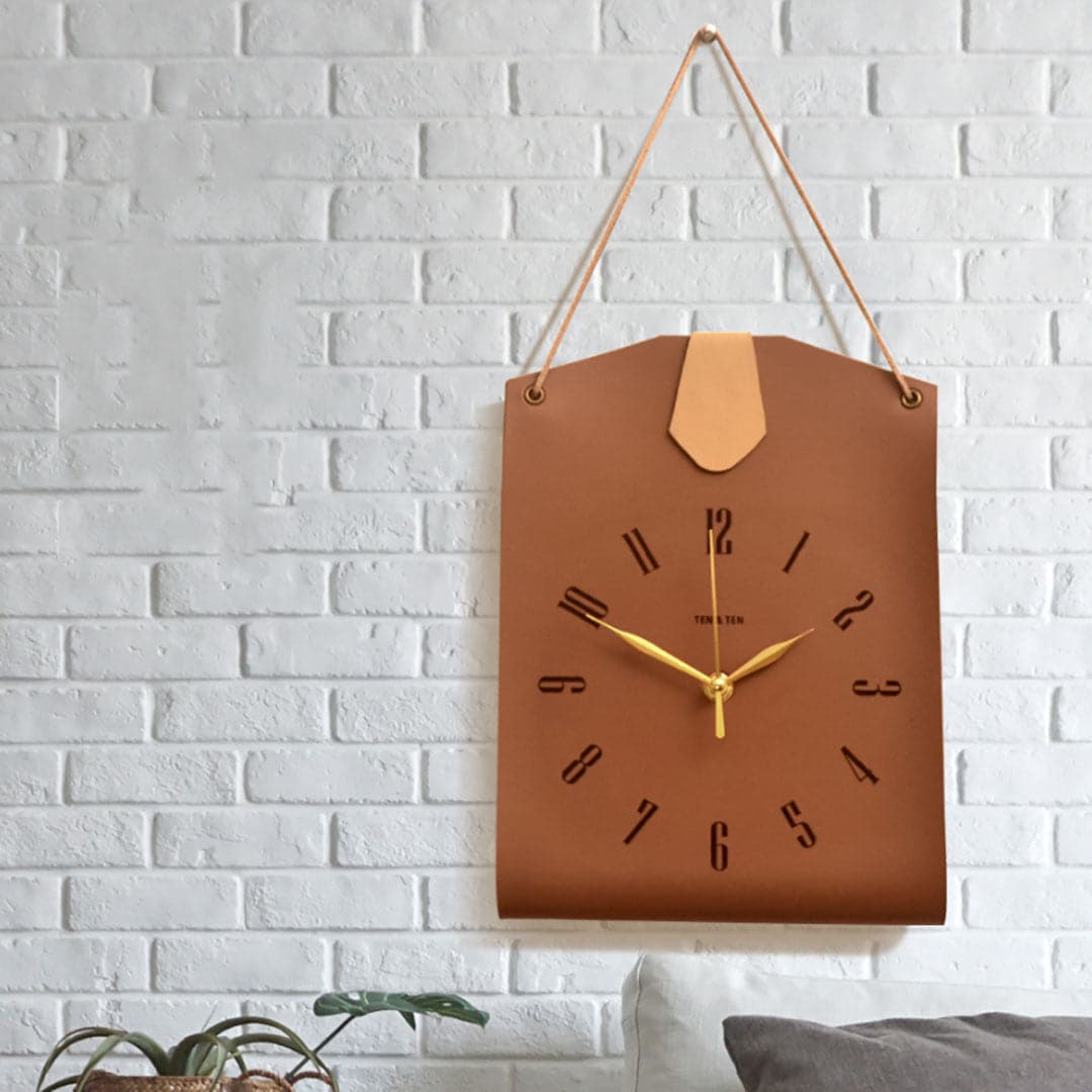 PU Leather Bag Shaped Clock feajoy