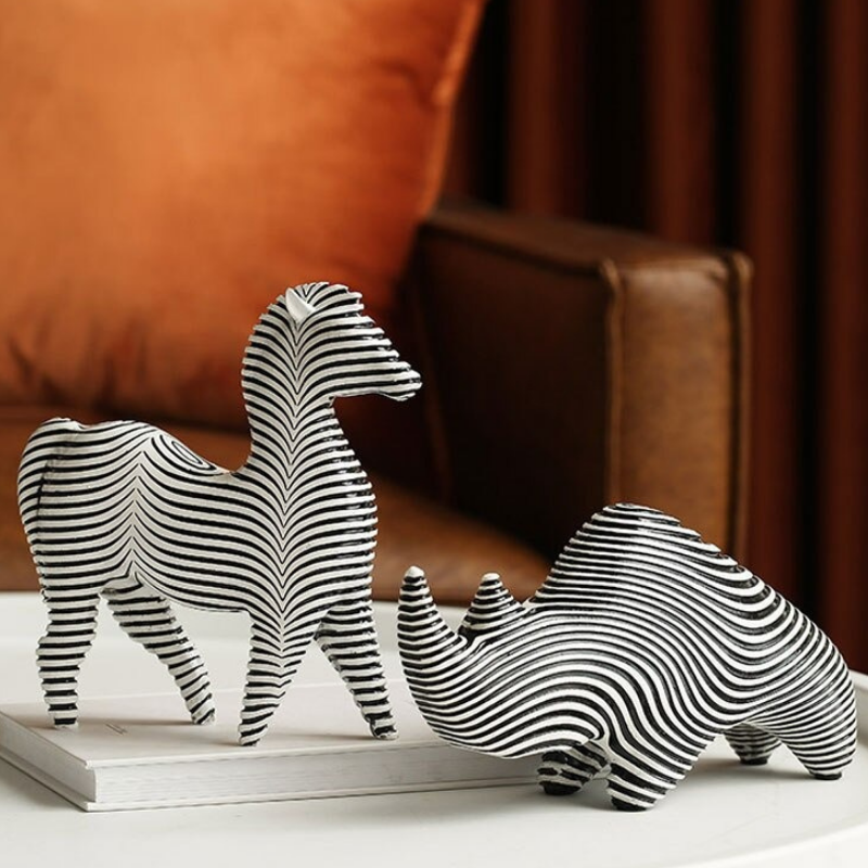 Modern B&W Animal Figurines Feajoy