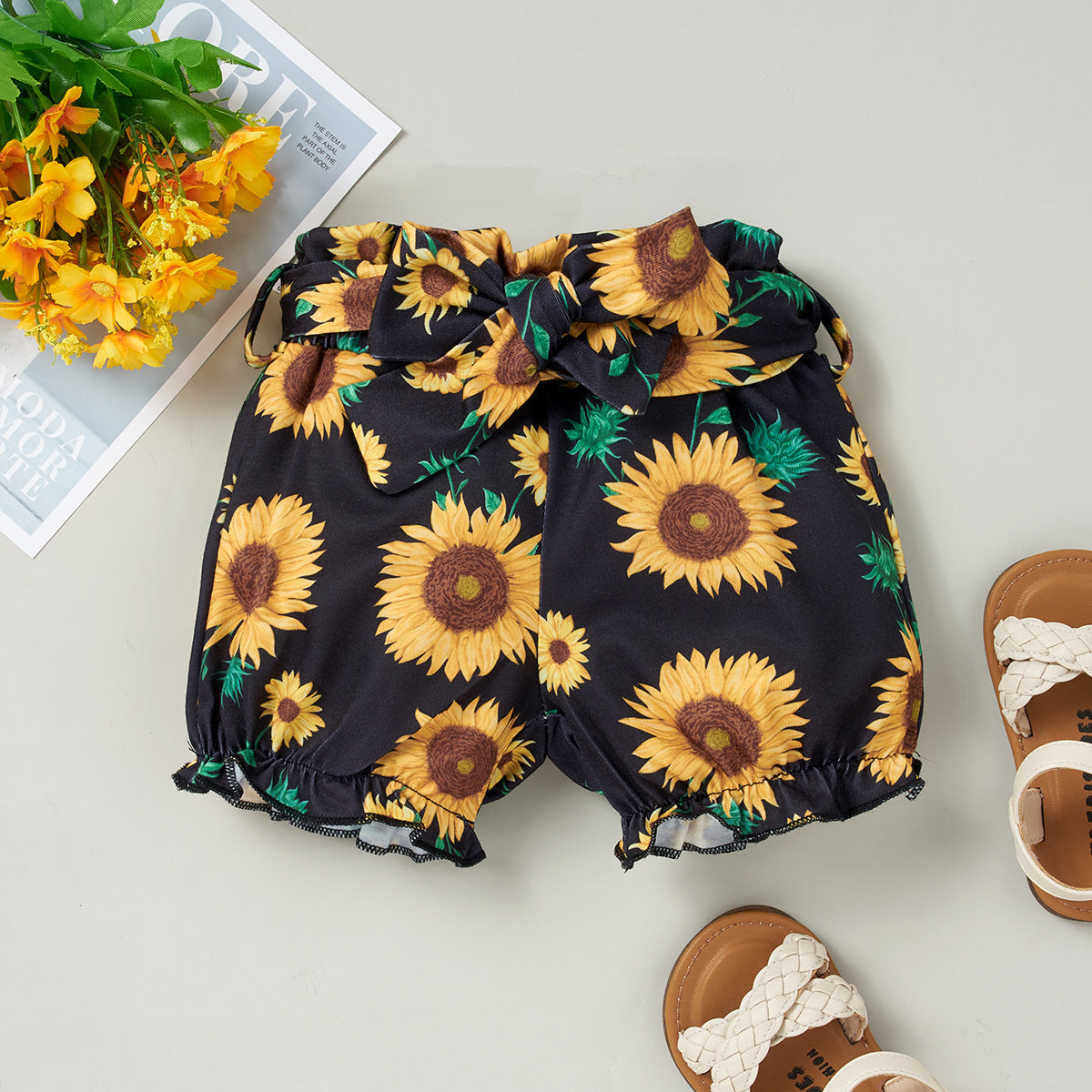 Bodysuit and Sunflower Print Pants Set for Babies dylinoshop