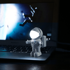 Cool Astronaut Spaceman USB LED Adjustable Night Light for Computer PC Lamp Desk Light MRSLM