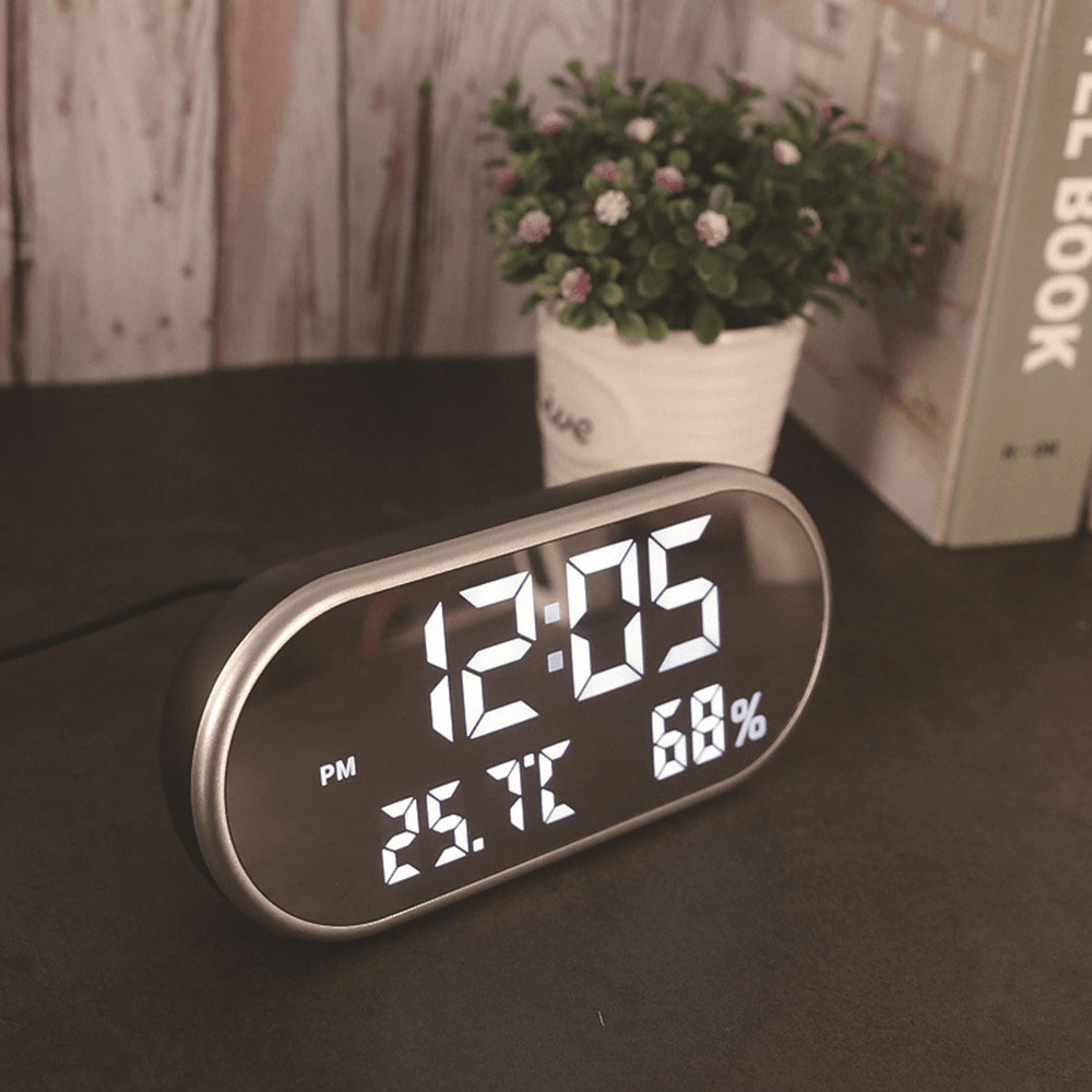 Digital USB Alarm Clock Portable Mirror HD LED Display with Time Humidity Temperature Display Function USB Port Charging Electronic Hygrometer Clock Phone Charging Mute Clock for Home Decoration MRSLM