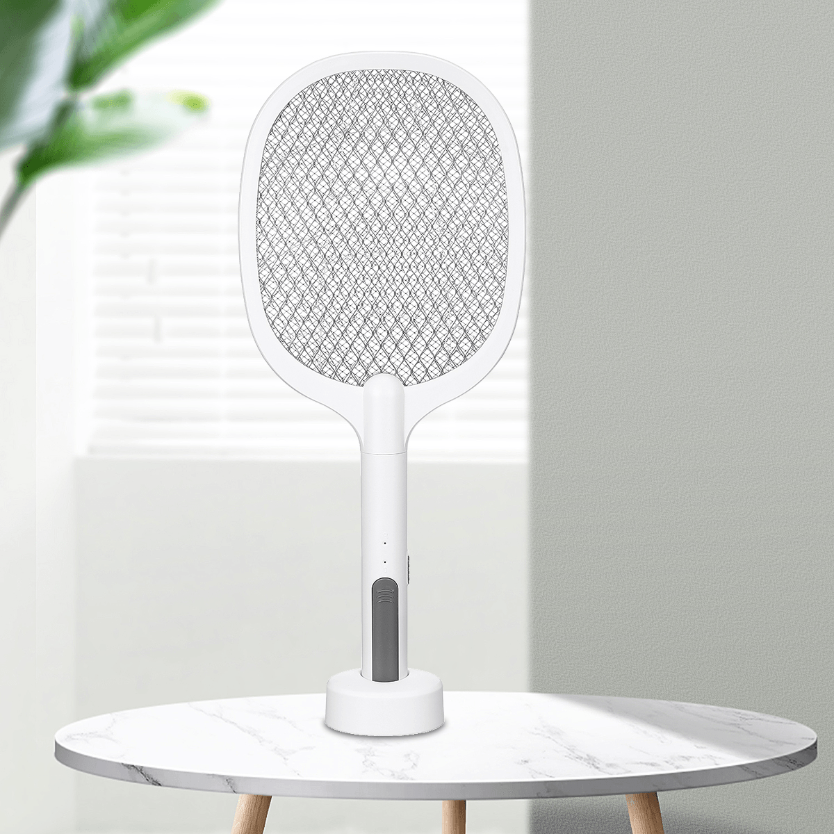 1200Mah 5V 2W Electronic Mosquito Swatter 368NM UV Light Fly Swatter with Light USB Charging Three-Layer Grid Fly Swatter dylinoshop