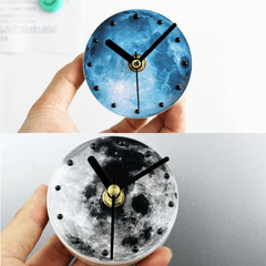 Fashionable Creative Universe Planet Moon Pattern Fridge Magnet Clock Waterproof Sucker Moon Refrigerator Wall Clock Moon Refrigerator Fashionable Creative Universe Planet Moon Wall Clock Home Decor MRSLM