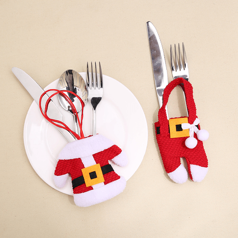 1Set Creative Christmas Small Clothes Pants Tableware Sets Kitchen Restaurant Hotel Layout Knife Fork Spoon Set Xmas Decorations dylinoshop