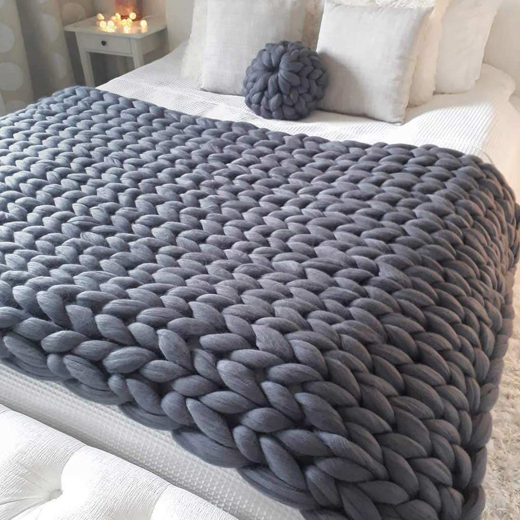 Chunky Knitted Blanket dylinoshop