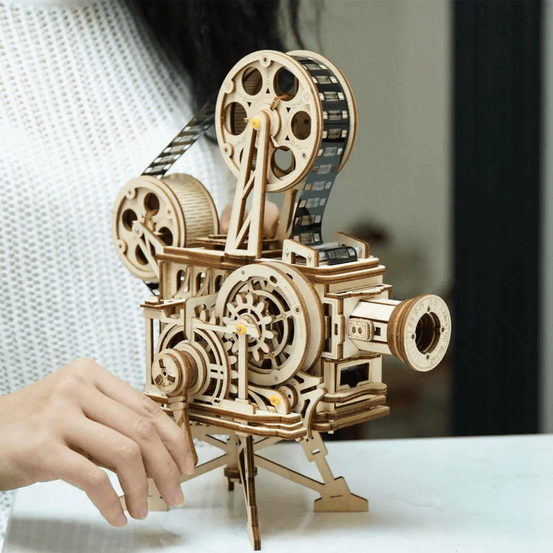 LK601 DIY Classic Wooden Vintage Movie Projector DIY 3D Vitascope Kit Wooden Puzzle Retro Projector Trendha