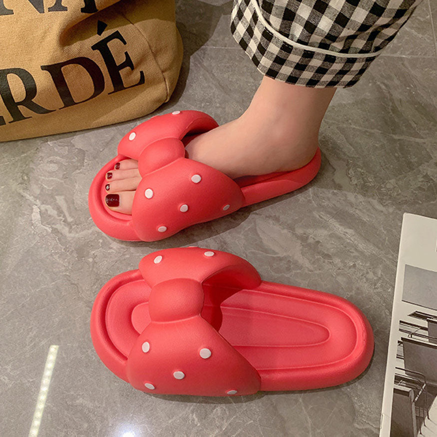 Polka Dot Bow Shaped Slides dylioshop