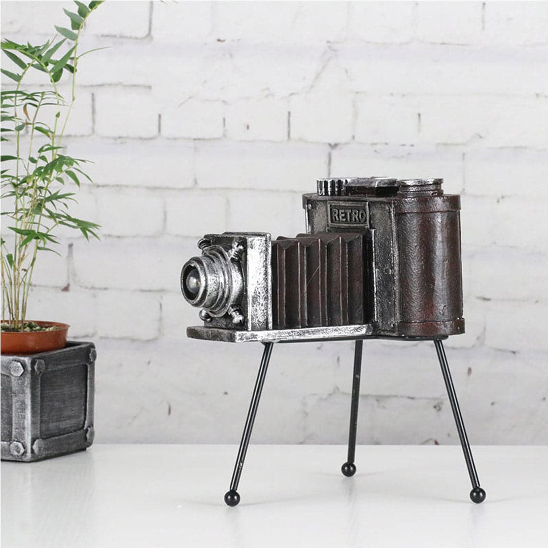 Creative Retro Camera Tripod Light dylinoshop