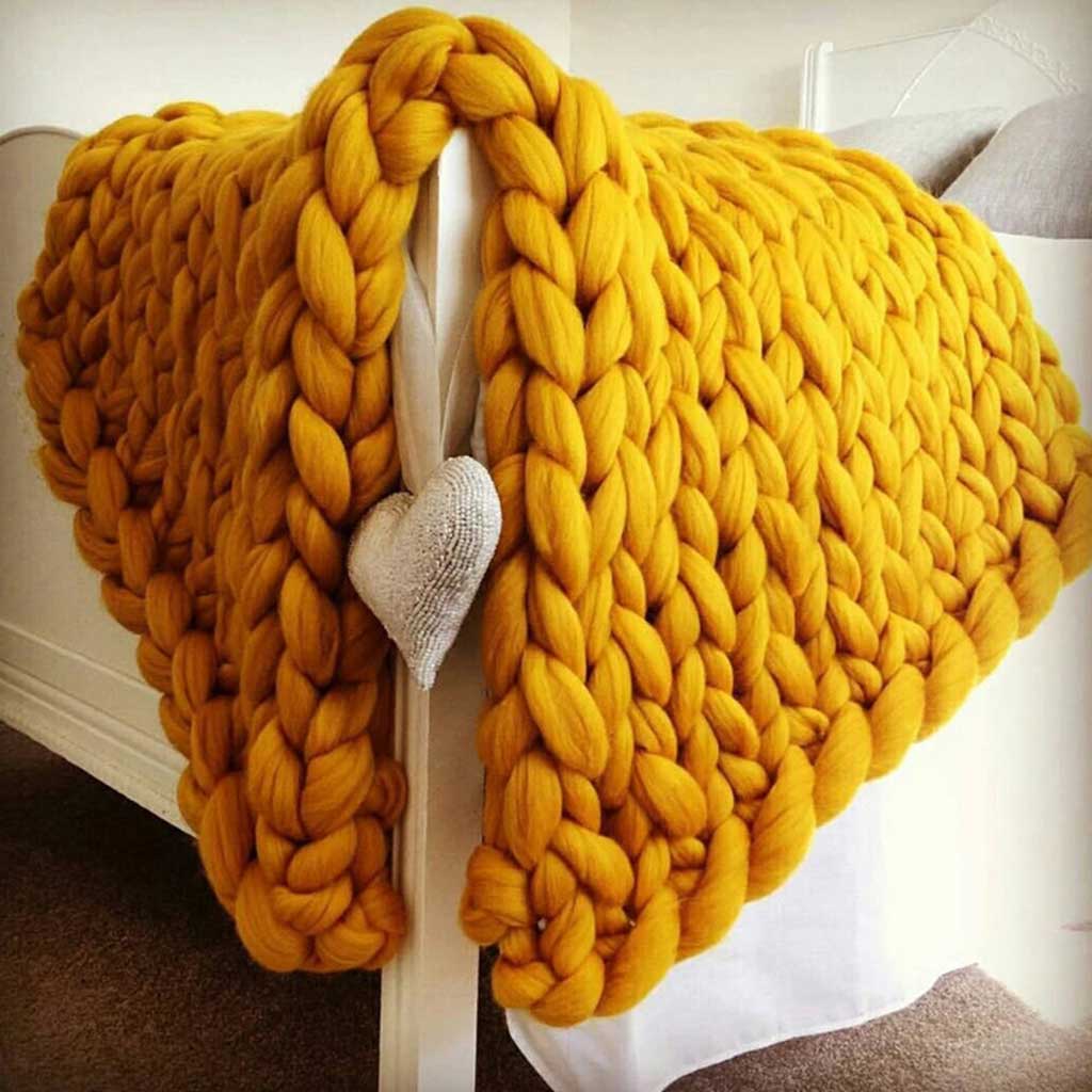 Chunky Knitted Blanket dylinoshop