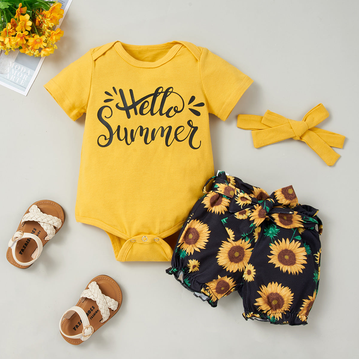 Bodysuit and Sunflower Print Pants Set for Babies dylinoshop