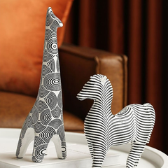 Modern B&W Animal Figurines Feajoy