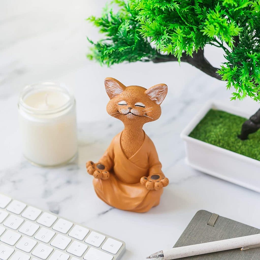 Zen Cat Sculpture feajoy