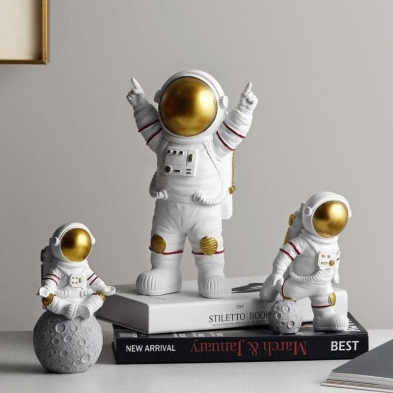 Astronaut Figurines dylinoshop